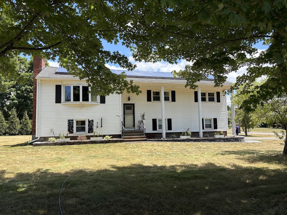 Exterior House cleaning in North Haven, Connecticut