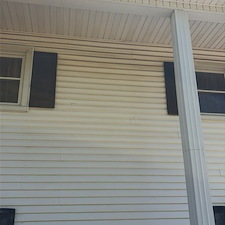 Exterior-House-cleaning-in-North-Haven-Connecticut 4