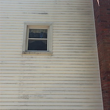 Exterior-House-cleaning-in-North-Haven-Connecticut 3