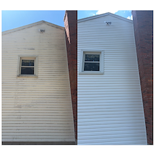 Exterior-House-cleaning-in-North-Haven-Connecticut 1