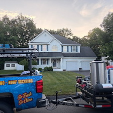 Large-house-wash-in-Farmington-Connecticut 6